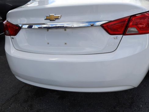 Used 2018 Chevrolet Impala LT FWD image 33
