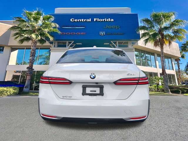 Used 2025 BMW 530i w/ Premium Package RWD image 6
