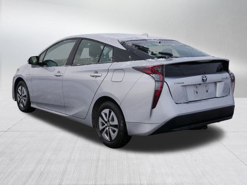 Used 2017 Toyota Prius Two image 5