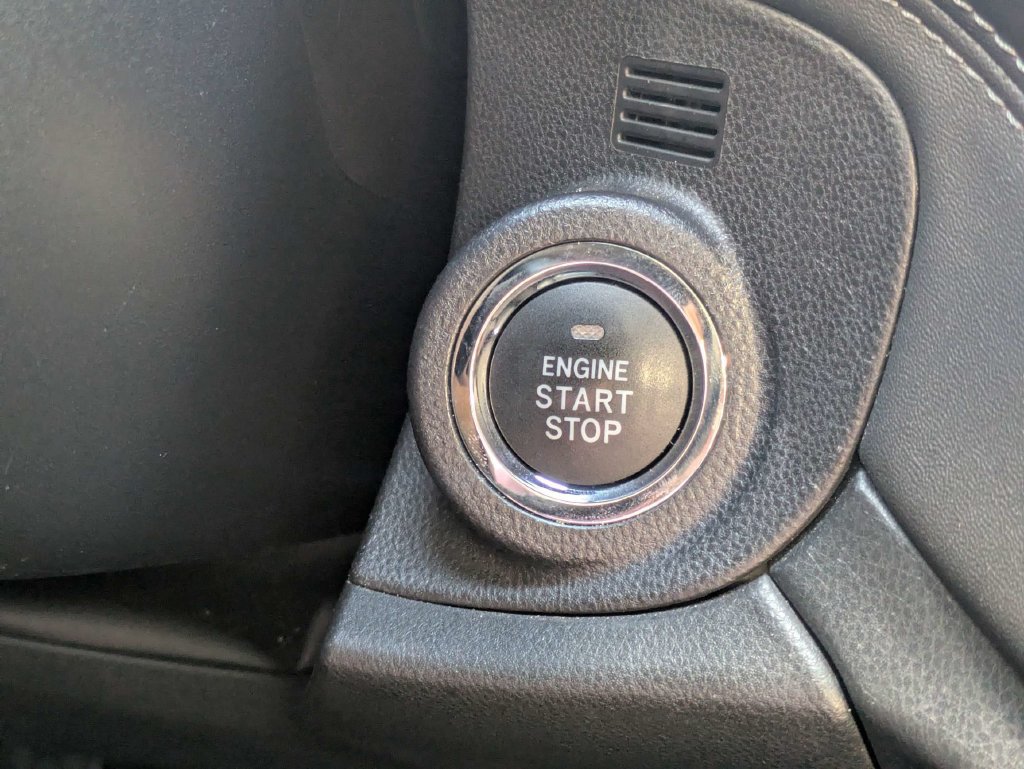 Used 2025 Subaru Outback Touring XT AWD/4WD image 30