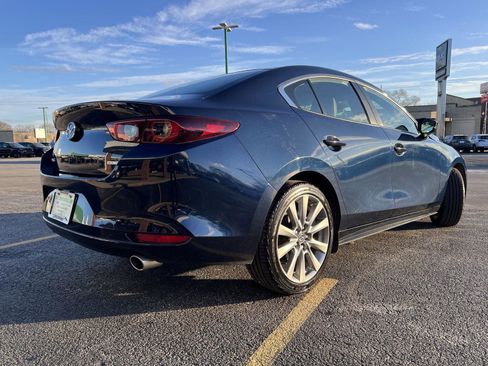 Used 2023 MAZDA MAZDA3 s image 4