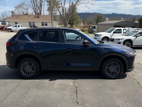 Used 2021 MAZDA CX-5 Touring image 4