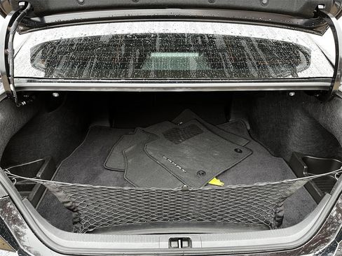 Used 2025 Toyota Camry LE image 27