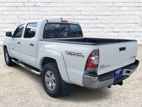 Used 2012 Toyota Tacoma PreRunner w/ TRD Off-Road Pkg image 2