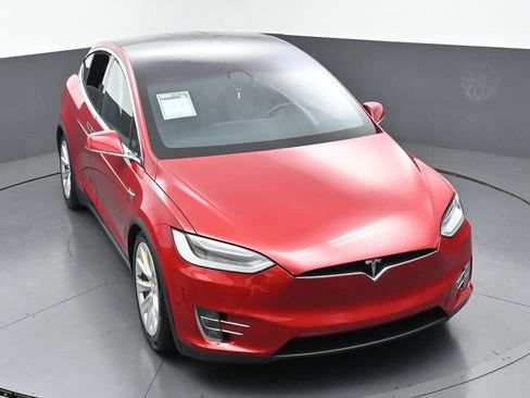 Used 2016 Tesla Model X 90D AWD/4WD image 5
