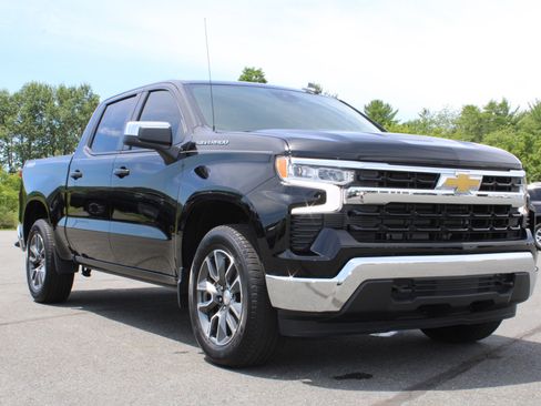 Used 2023 Chevrolet Silverado 1500 LT AWD/4WD image 4