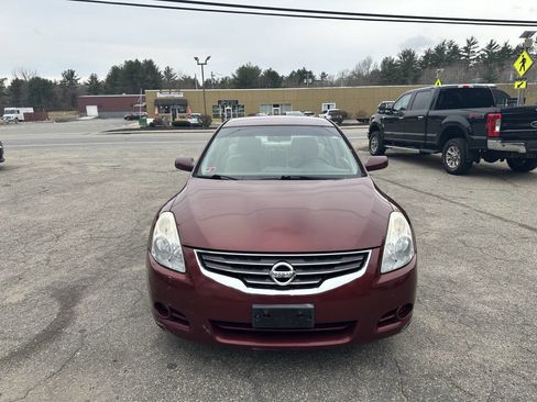 Used 2010 Nissan Altima 2.5 S FWD image 12