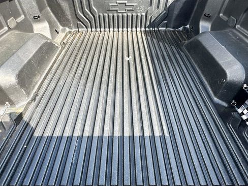 Used 2023 Chevrolet Silverado 1500 Custom image 23