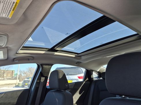 Used 2024 Chevrolet Malibu LT image 11