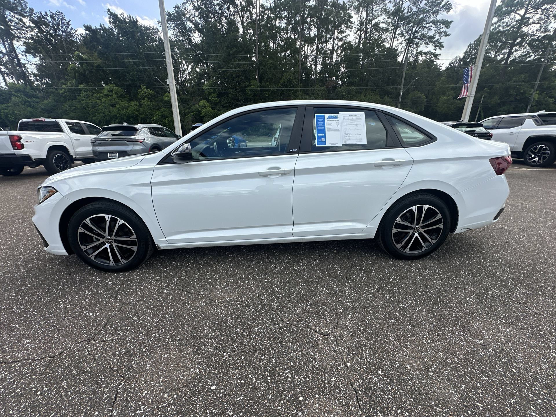 Used 2025 Volkswagen Jetta Sport FWD image 13