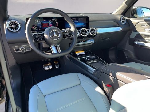 New 2026 Mercedes-Benz GLB 250 4MATIC image 7