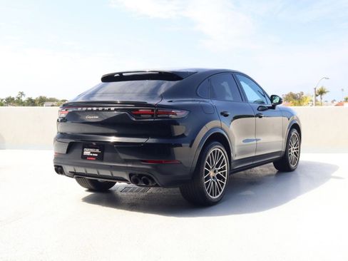 Certified 2023 Porsche Cayenne Platinum Edition AWD/4WD image 9