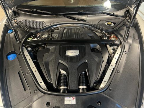 Used 2020 Porsche Panamera 4S image 49