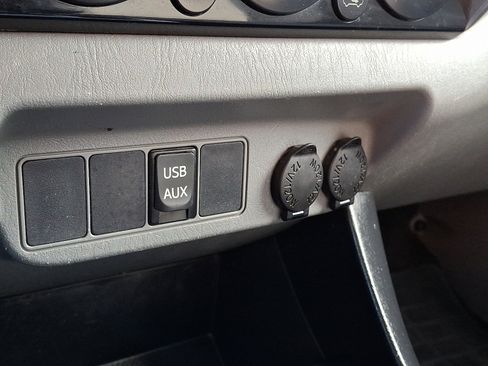 Used 2015 Toyota Tacoma Base V6 image 23