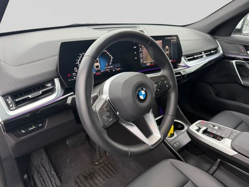 Used 2026 BMW X2 xDrive28i AWD/4WD image 11