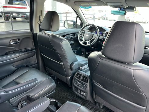 Used 2019 Honda Pilot Touring image 52