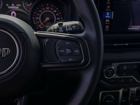 New 2026 RAM 2500 Big Horn AWD/4WD image 62