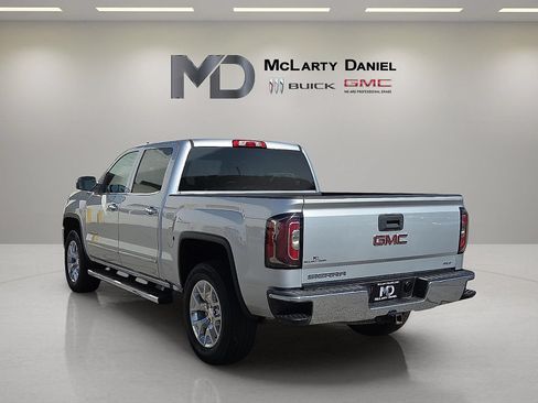 Used 2018 GMC Sierra 1500 SLT w/ SLT Premium Package AWD/4WD image 13