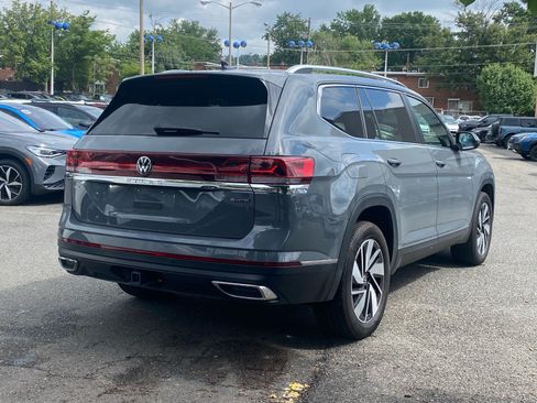 Certified 2025 Volkswagen Atlas SEL AWD/4WD image 2