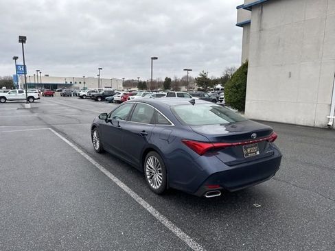 Used 2019 Toyota Avalon image 6