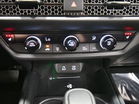 Certified 2026 Honda HR-V Sport image 25