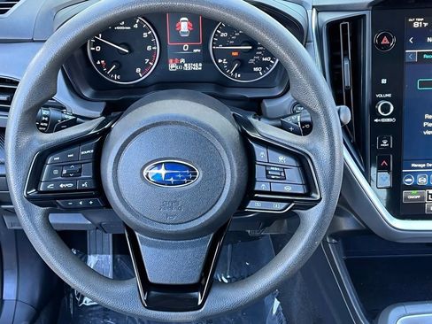 Used 2024 Subaru Crosstrek 2.0i Premium AWD/4WD image 17