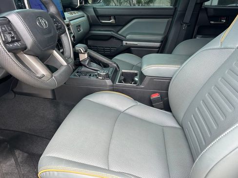 Used 2024 Toyota Tacoma 4x4 Double Cab Hybrid image 11