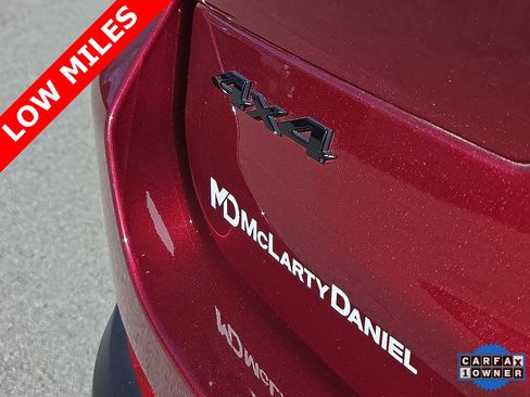 Used 2024 Jeep Grand Cherokee L Altitude image 8