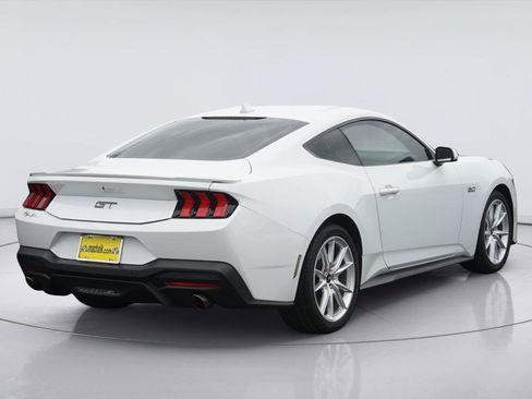 Used 2024 Ford Mustang GT Premium RWD image 6