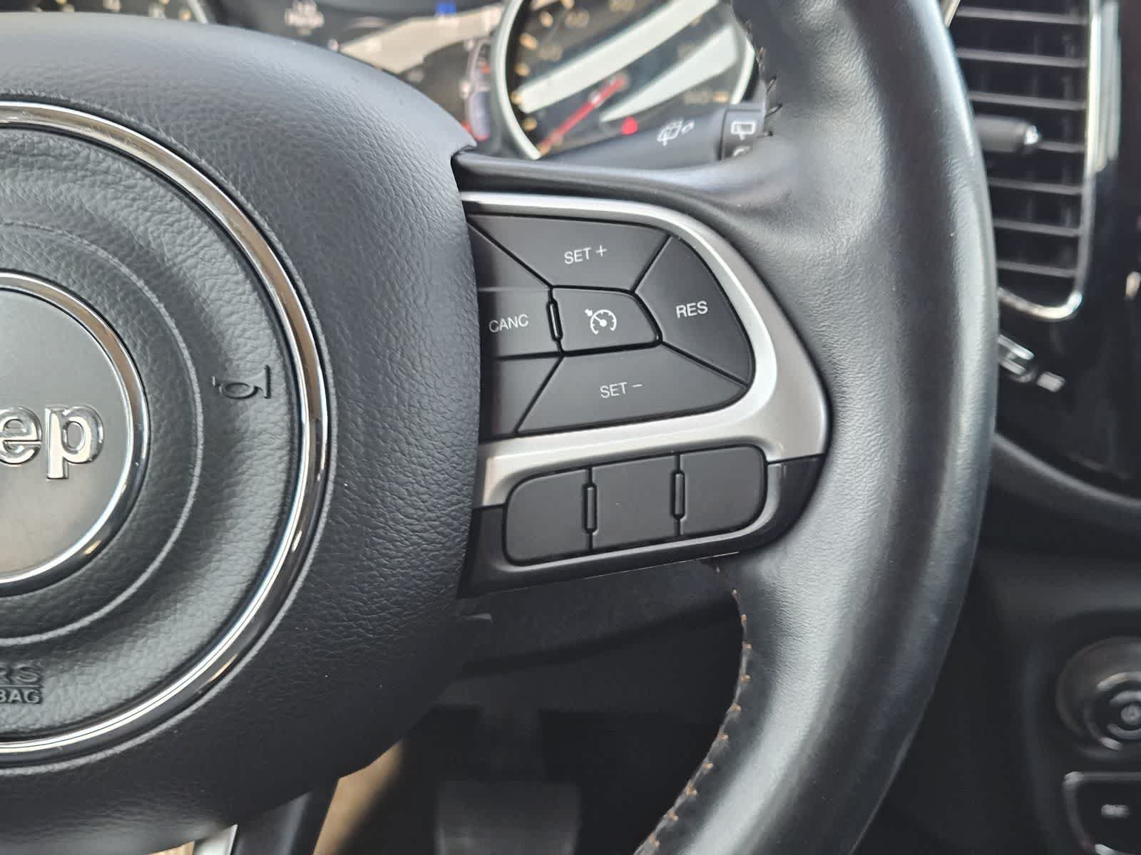 Used 2019 Jeep Compass Limited FWD image 25
