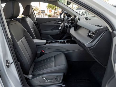 New 2026 Audi Q3 quattro 2.0T AWD/4WD image 32