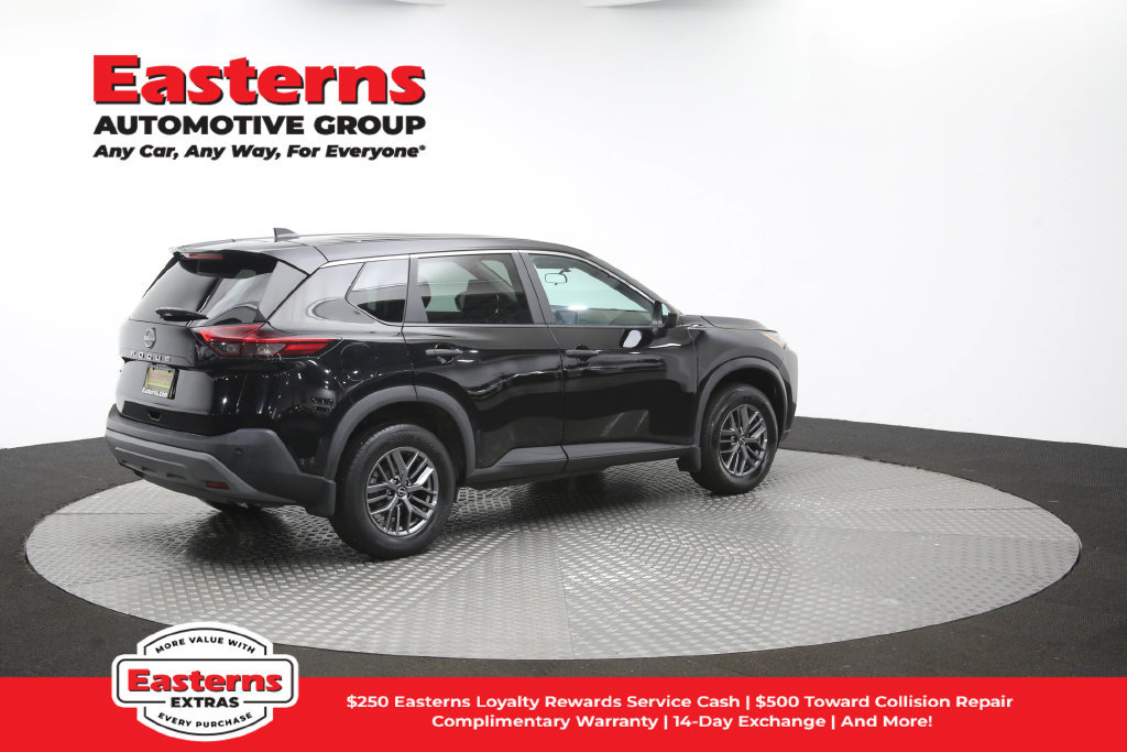 Used 2023 Nissan Rogue S AWD/4WD image 46