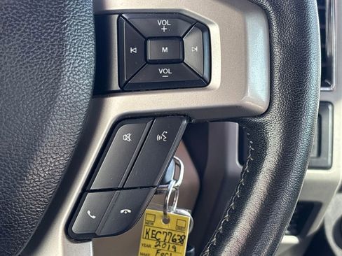 Used 2019 Ford F250 Lariat w/ Chrome Package image 20