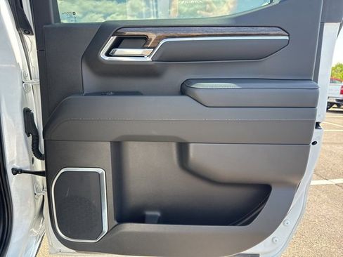 Used 2023 GMC Sierra 1500 Elevation image 19