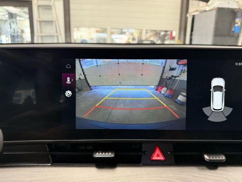 Used 2025 Kia Sportage X-Line image 18