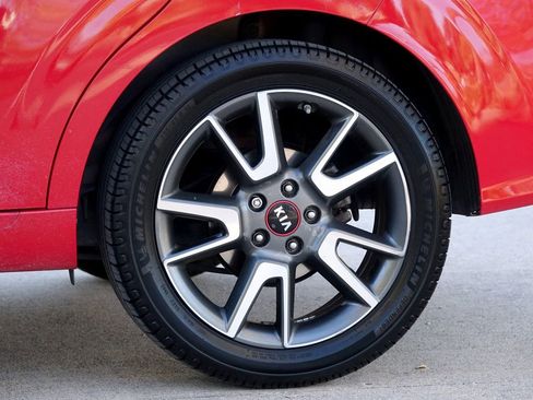 Used 2020 Kia Soul GT-Line image 24