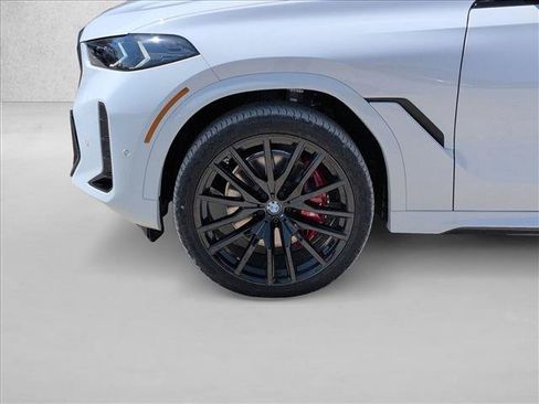 New 2027 BMW X6 xDrive40i w/ Premium Package AWD/4WD image 9