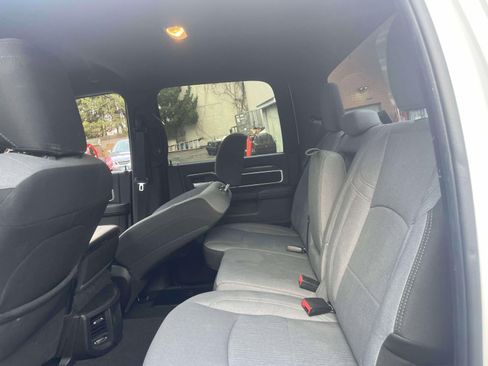 Used 2024 RAM 2500 Big Horn image 12