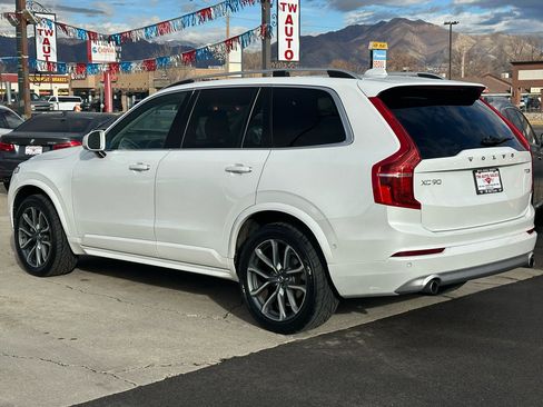 Used 2018 Volvo XC90 T5 Momentum w/ Convenience Package image 7