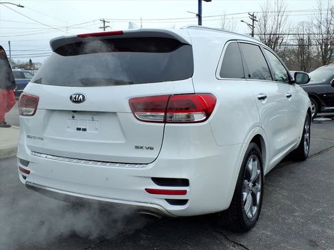 Used 2017 Kia Sorento SX image 5