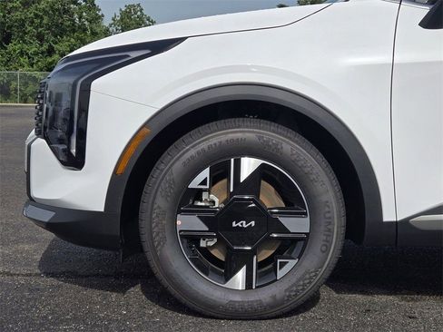 New 2026 Kia Sportage LX image 5