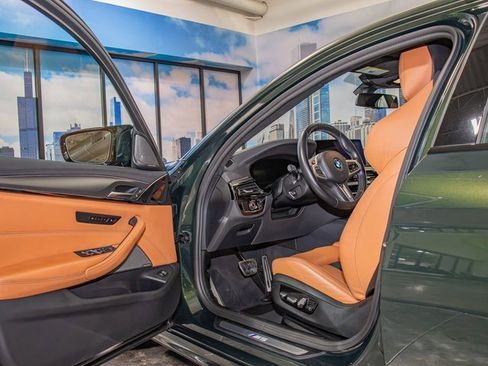 Used 2023 BMW M5 w/ Executive Package image 13