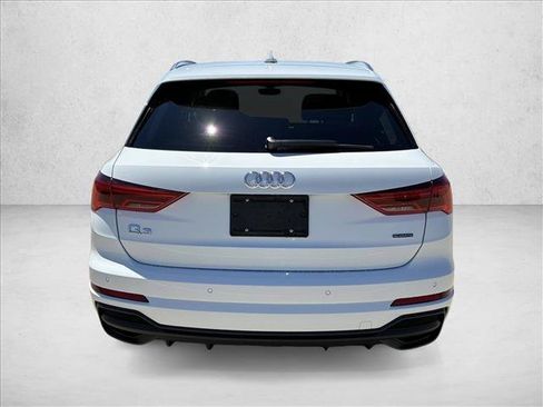 Used 2021 Audi Q3 2.0T Premium Plus w/ Premium Plus Package AWD/4WD image 6