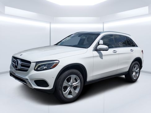 Used 2018 Mercedes-Benz GLC 300 image 7