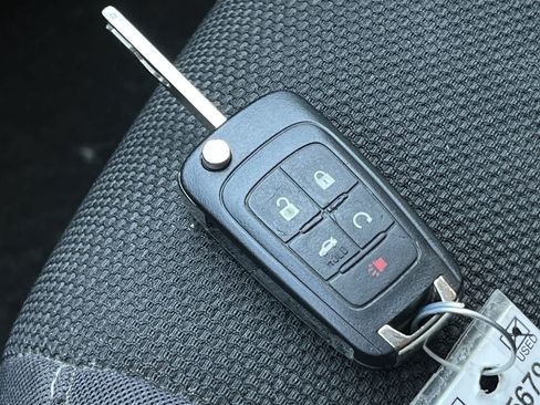 Used 2015 Chevrolet Cruze LT FWD image 26