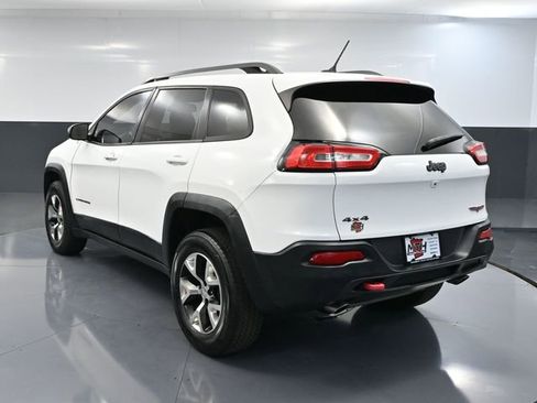 Used 2015 Jeep Cherokee Trailhawk AWD/4WD image 8