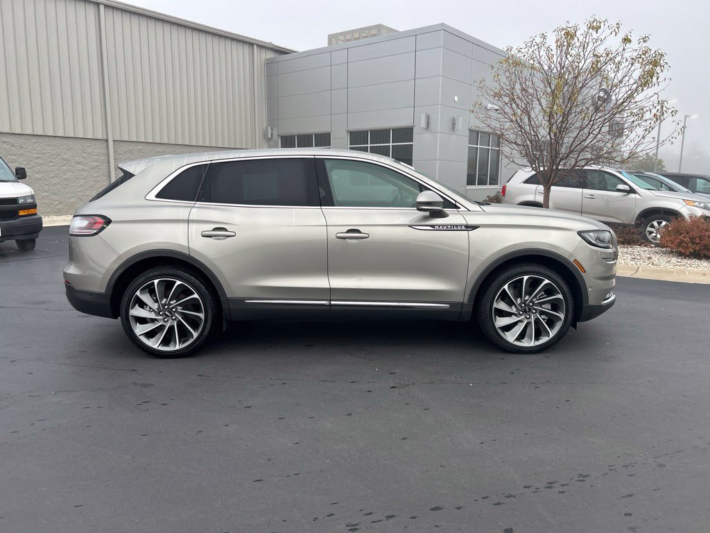 Certified 2023 Lincoln Nautilus Reserve w/ Equipment Group 202A AWD/4WD image 5