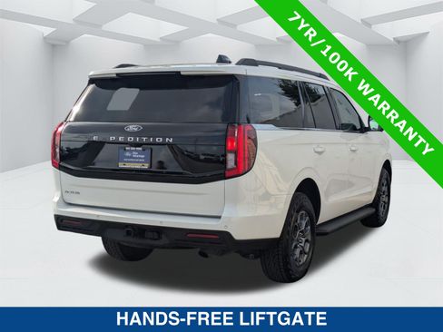 Certified 2025 Ford Expedition Active RWD image 5