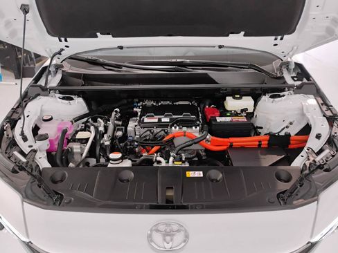 Used 2024 Toyota bZ4X FWD image 30