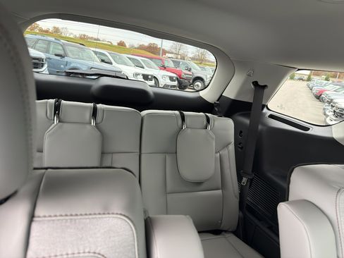 New 2026 Ford Explorer Active w/ Active Comfort Package image 14